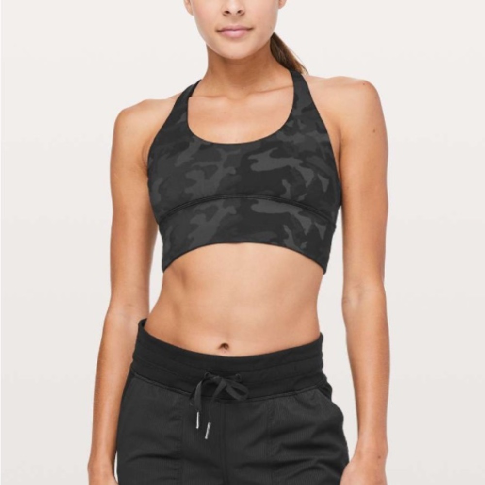 Lululemon Free To Be Moved Bra
Incognito Camo Multi Grey size 6